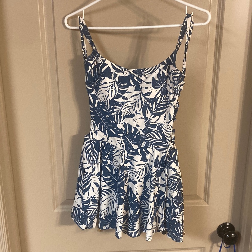 Size 10 Anna Cole blue floral one piece swimsuit